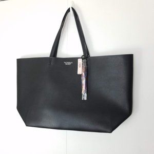 Victoria's Secret Large black Tote Bag w/Tassel